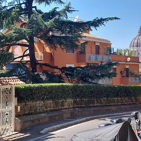 Vatican Rooms Mura Aurelie